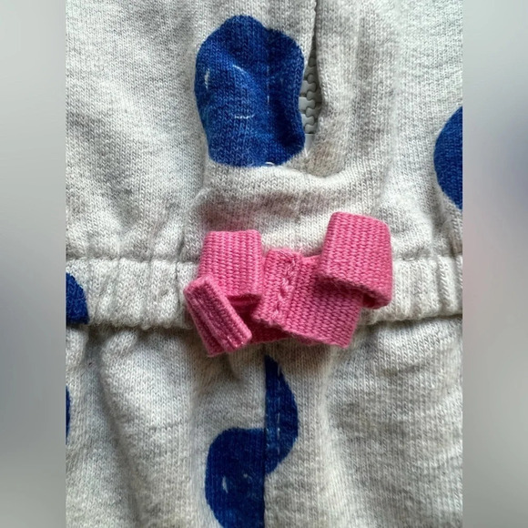 Carter’s | infant girl CUTE polka dot hooded jumpsuit. Size: 6M. - Picture 4 of 13